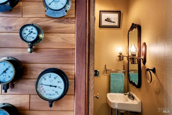 $1,050,000 | 6 Yellow Ferry Dock, Sausalito, CA 94965