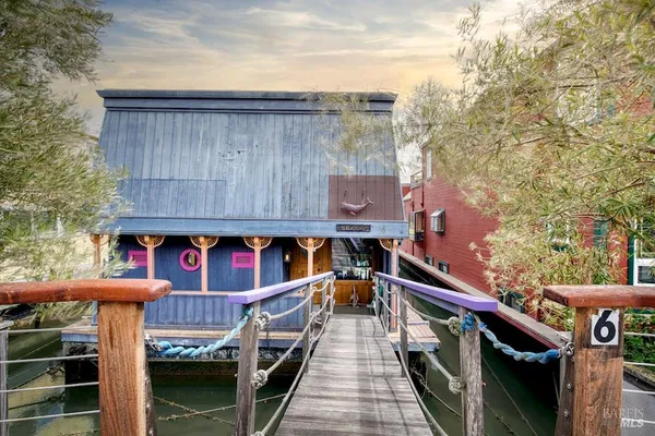 $1,050,000 | 6 Yellow Ferry Dock, Sausalito, CA 94965