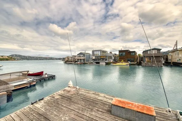 $1,050,000 | 6 Yellow Ferry Dock, Sausalito, CA 94965