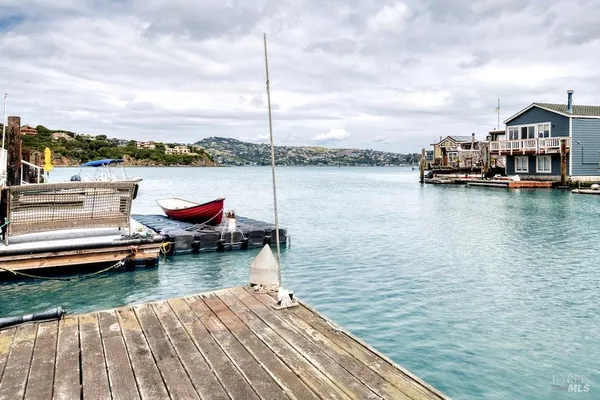 $1,050,000 | 6 Yellow Ferry Dock, Sausalito, CA 94965