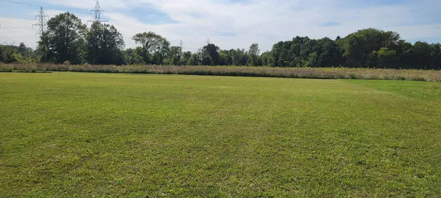 $159,900 | 10851 South 10th Avenue, Oak Creek, WI 53154