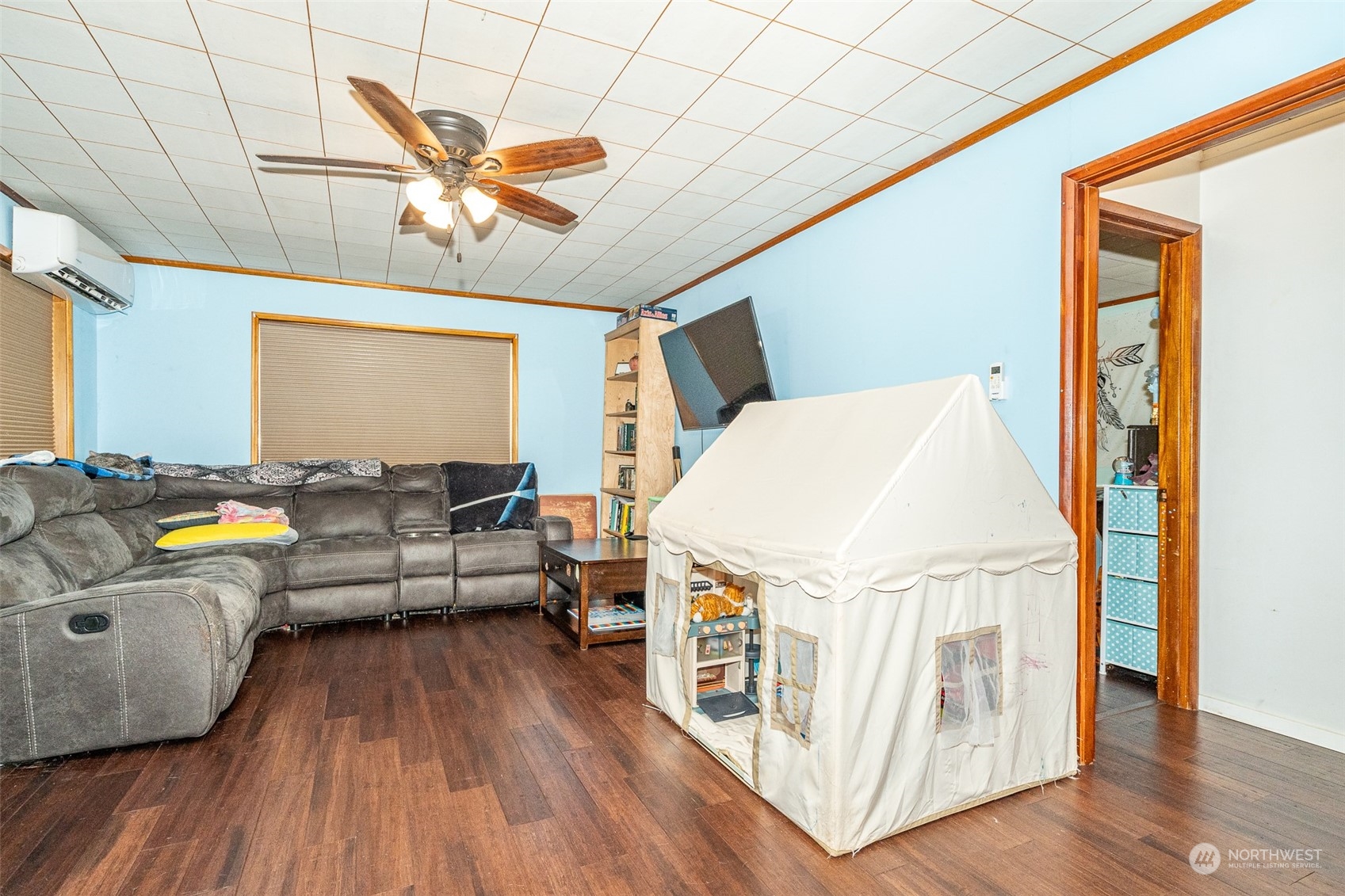 429 Burchett Road Onalaska, WA 98570 - Photo 3 of 40 Gallery Image 3
