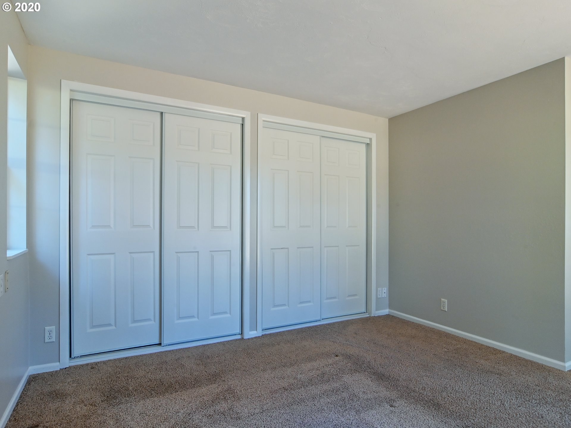 523 South 70th Place Springfield, OR 97478 - Photo 18 of 31
