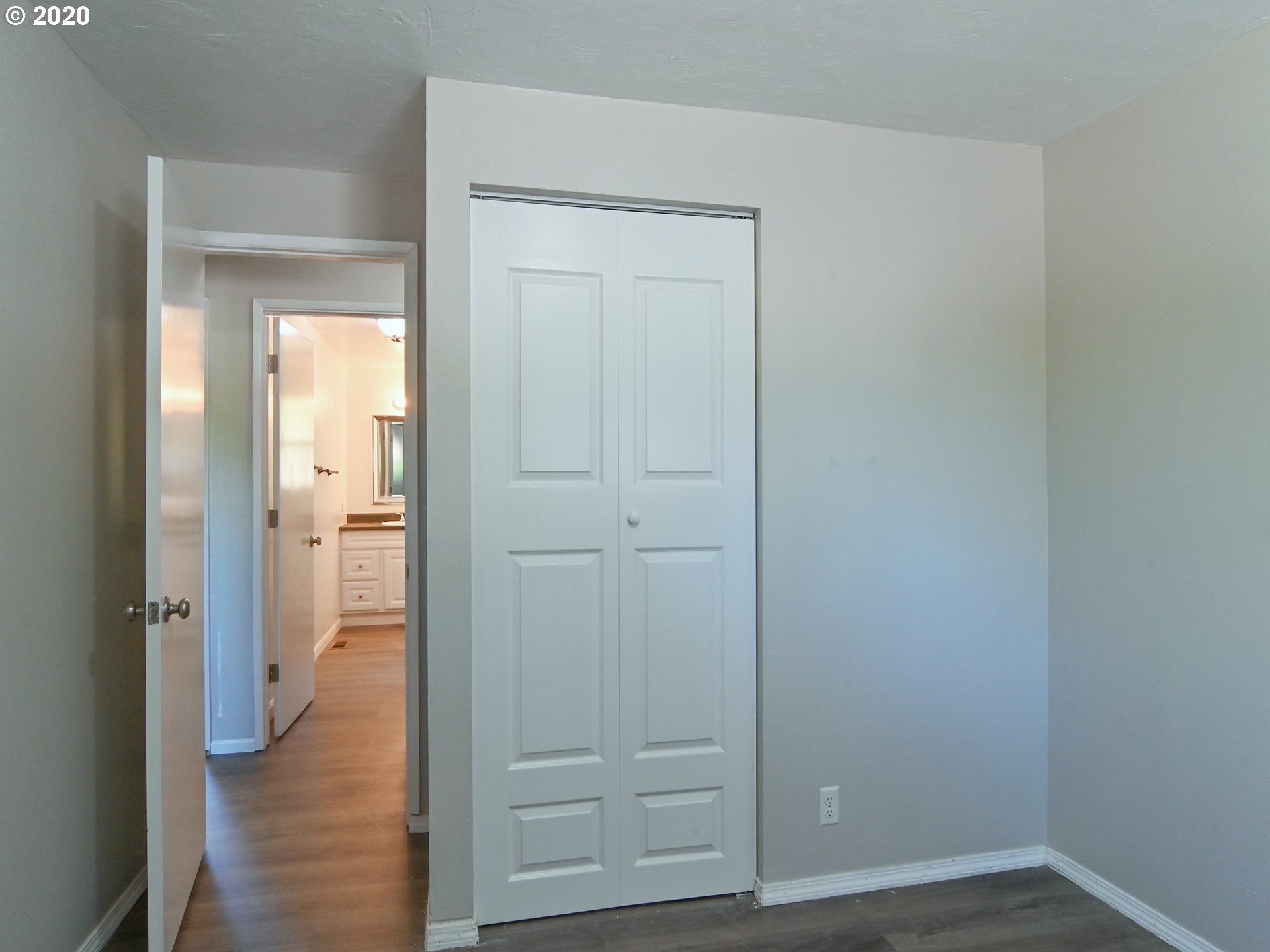 523 South 70th Place Springfield, OR 97478 - Photo 21 of 31
