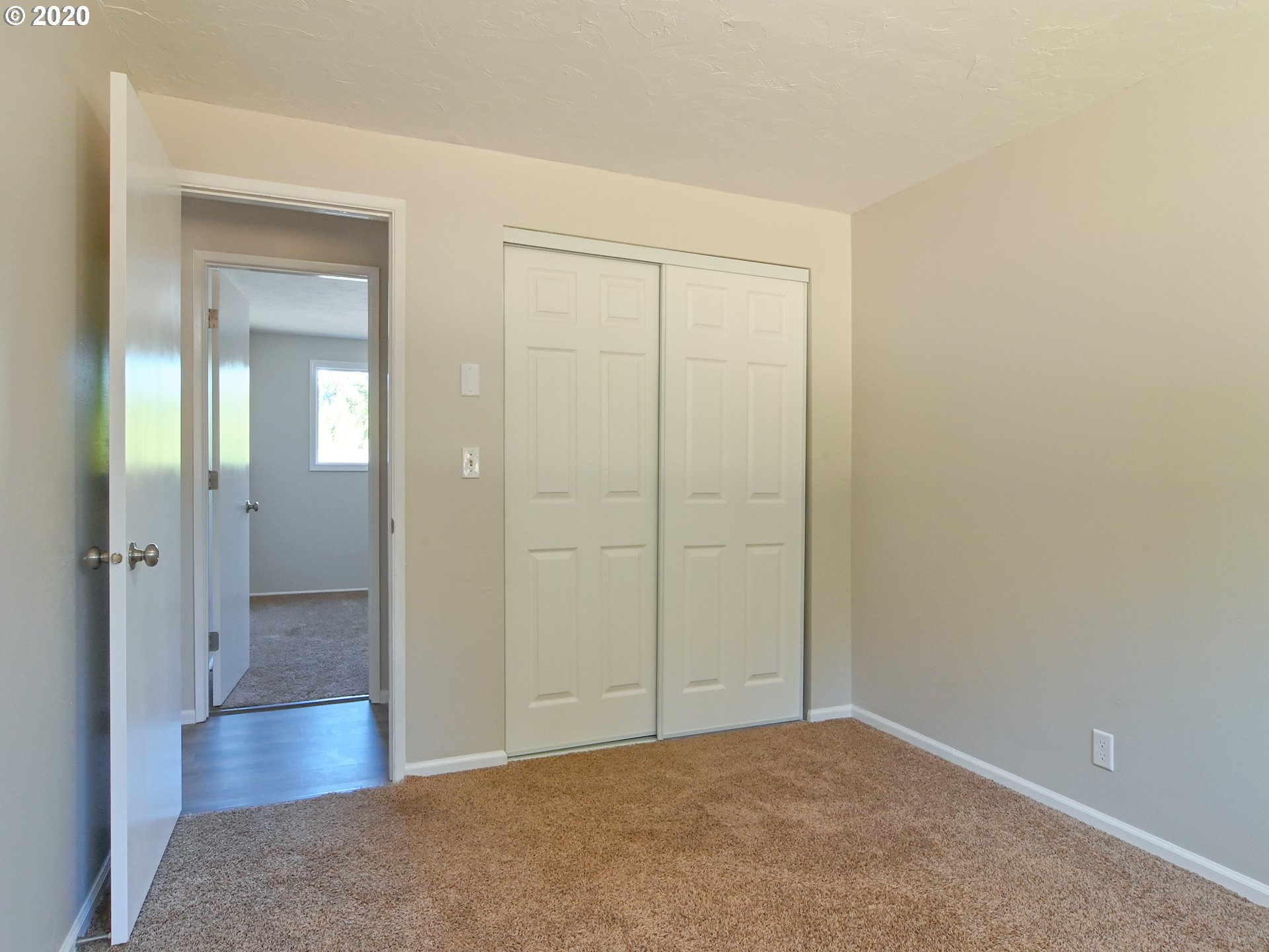 523 South 70th Place Springfield, OR 97478 - Photo 26 of 31