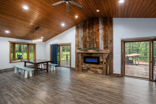 $940,000 | 1977 East 40th Street, White Cloud, MI 49349