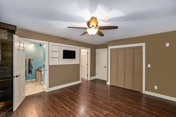 $940,000 | 1977 East 40th Street, White Cloud, MI 49349