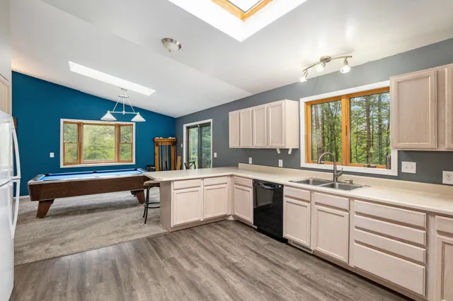 $940,000 | 1977 East 40th Street, White Cloud, MI 49349