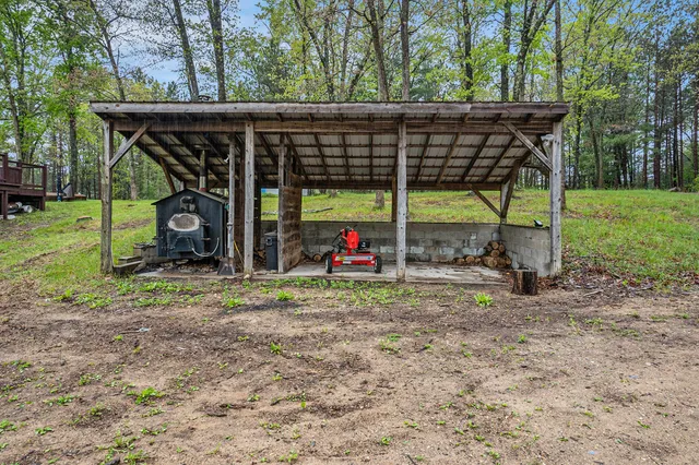 $940,000 | 1977 East 40th Street, White Cloud, MI 49349