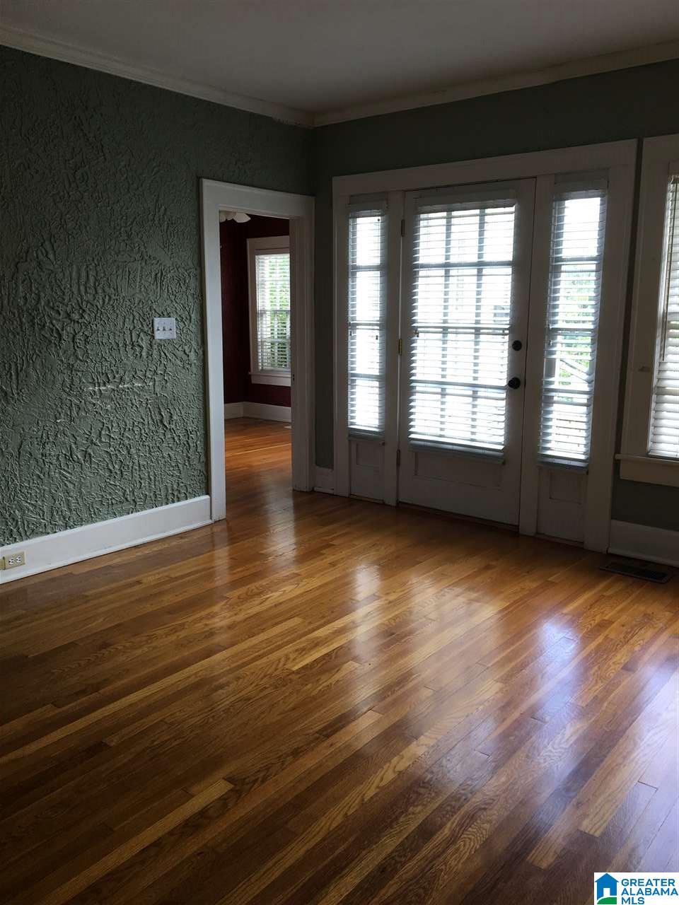 622 46th Street South Birmingham, AL 35222 - Photo 3 of 15