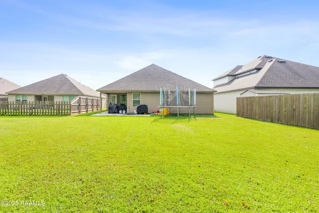 $1,950 | 205 Cane Run Court, Duson, LA 70529