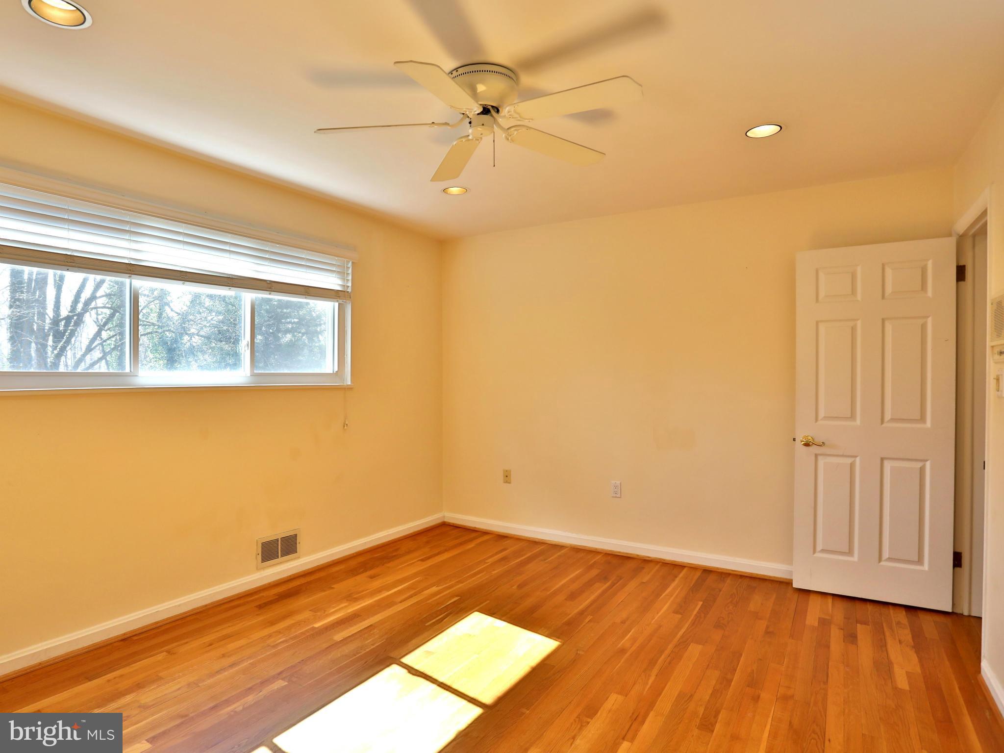 6412 Rockhurst Road Bethesda, MD 20817 - Photo 14 of 27 Bedroom