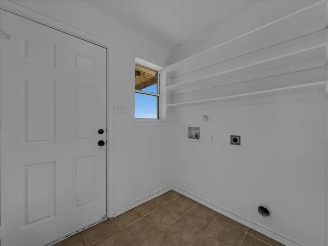 $335,000 | 1101 Savanh Street, Venus, TX 76084