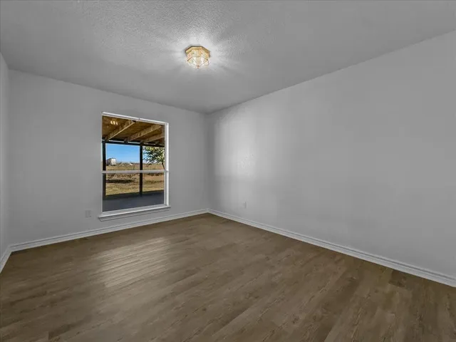 $335,000 | 1101 Savanh Street, Venus, TX 76084