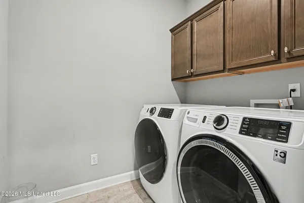 $450,000 | 4021 Mitchell Place, Olive Branch, MS 38654