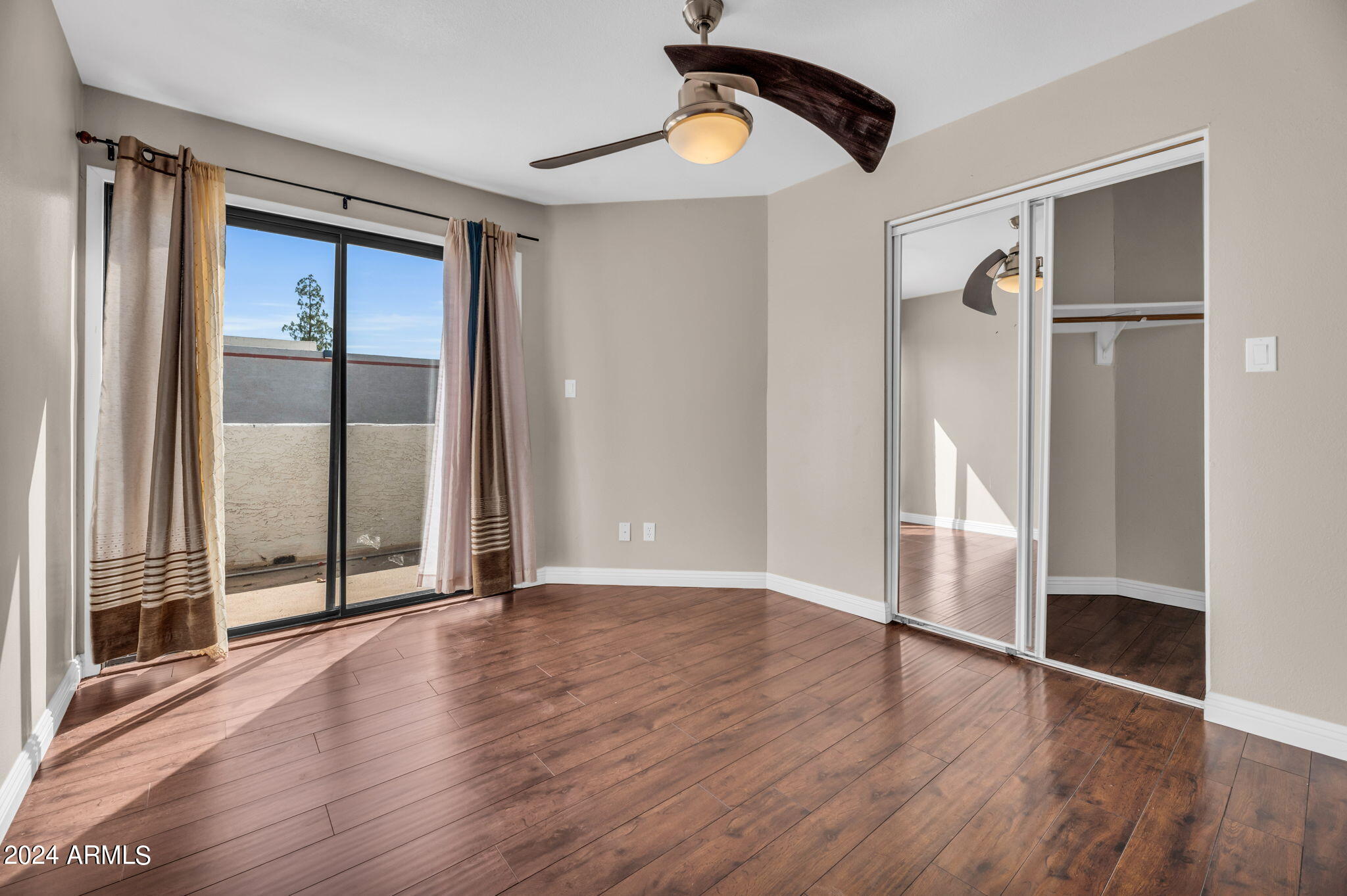 935 North Granite Reef Road, Unit 103 Scottsdale, AZ 85257 - Photo 17 of 25 16-web-or-mls-935 N Granite Reef-16