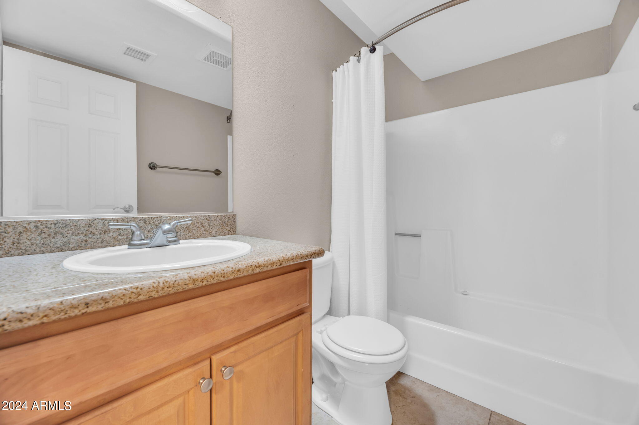 935 North Granite Reef Road, Unit 103 Scottsdale, AZ 85257 - Photo 19 of 25 18-web-or-mls-935 N Granite Reef-18