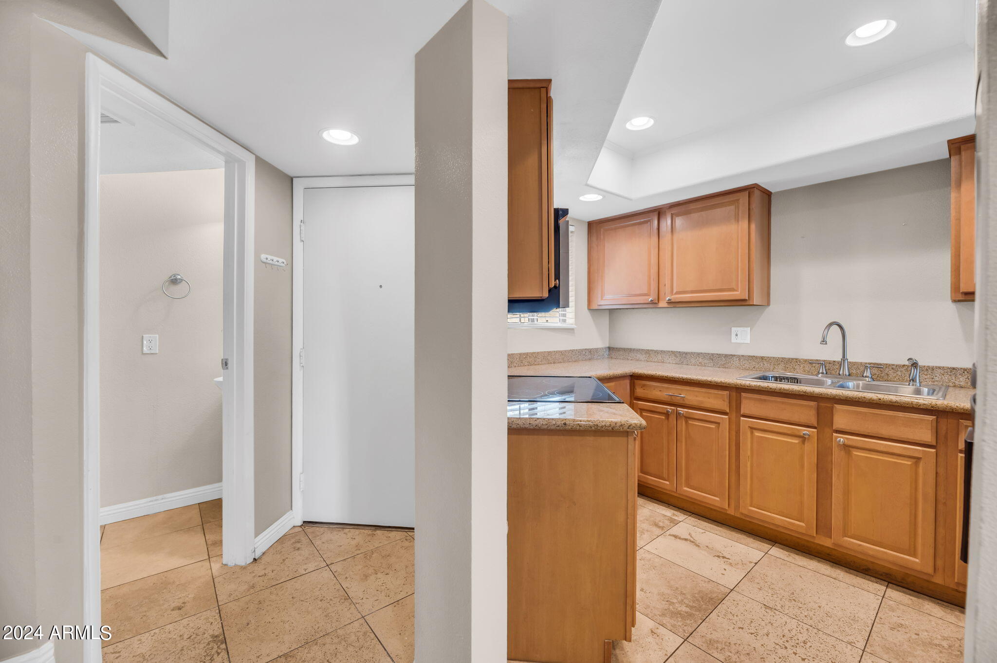 935 North Granite Reef Road, Unit 103 Scottsdale, AZ 85257 - Photo 6 of 25 1-web-or-mls-935 N Granite Reef-1