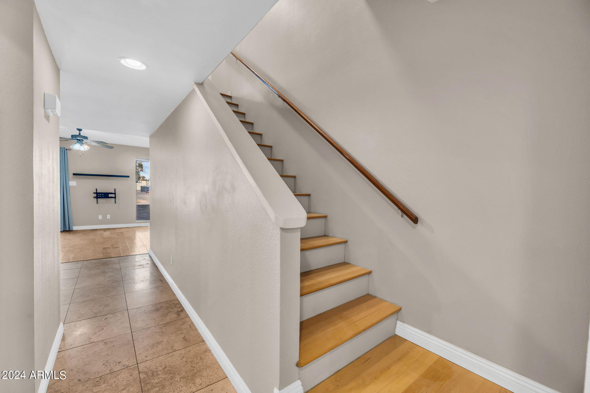 935 North Granite Reef Road, Unit 103 Scottsdale, AZ 85257 - Photo 7 of 25 2-web-or-mls-935 N Granite Reef-2