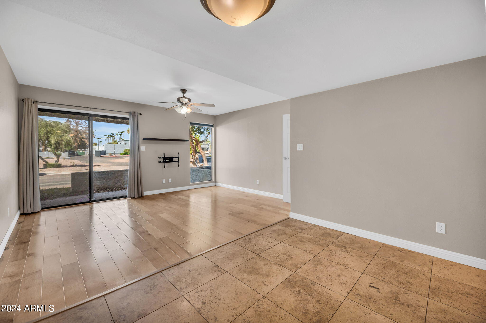 935 North Granite Reef Road, Unit 103 Scottsdale, AZ 85257 - Photo 8 of 25 7-web-or-mls-935 N Granite Reef-7