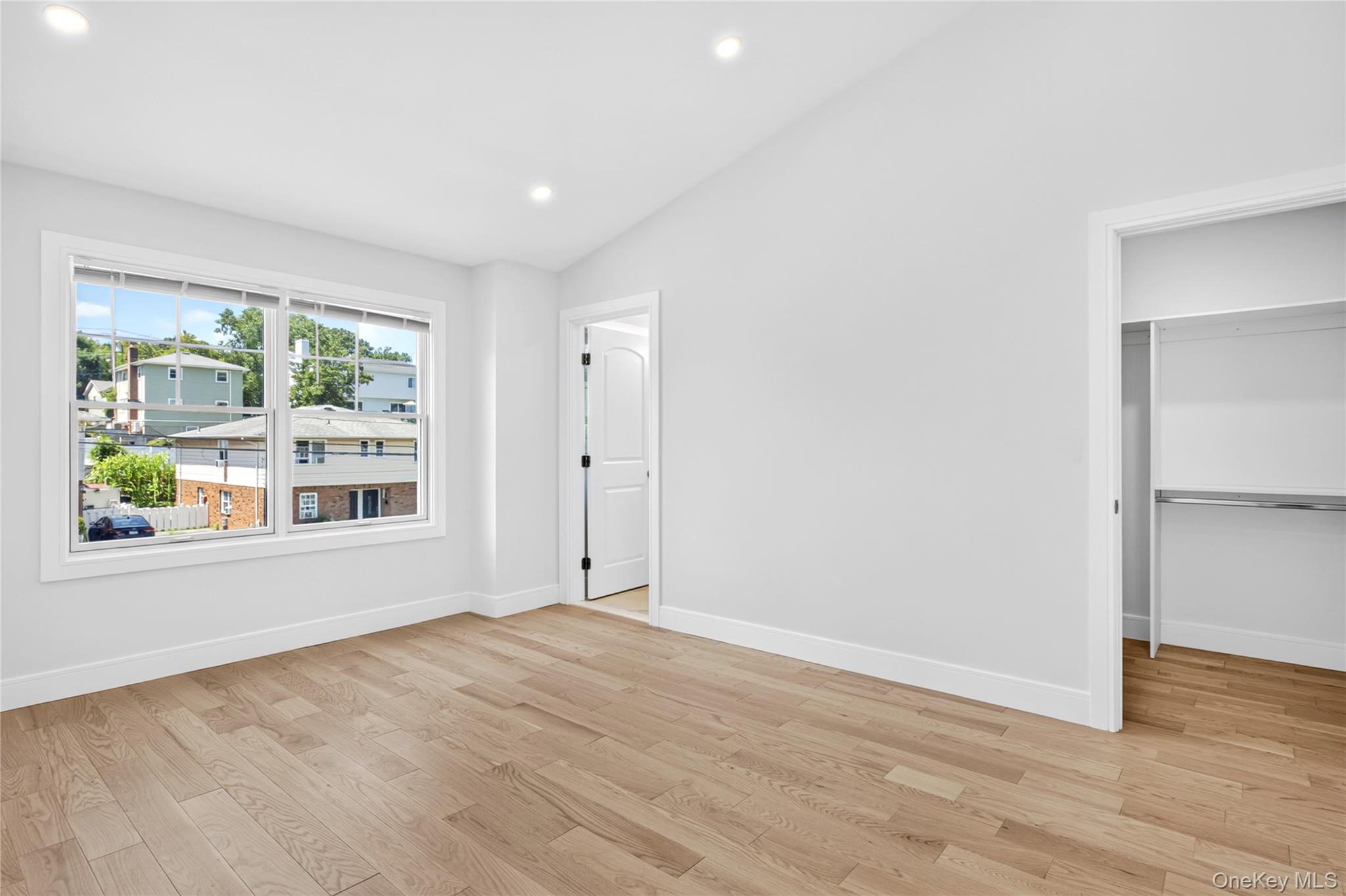 42 Linwood Road North, Unit B Port Washington, NY 11050 - Photo 18 of 35 Gallery Image 18