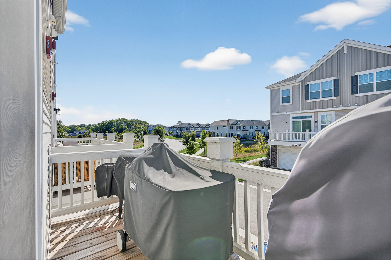 30-w136 Wheeler Circle Aurora, IL 60502 - Photo 20 of 23 a view of a balcony with couches