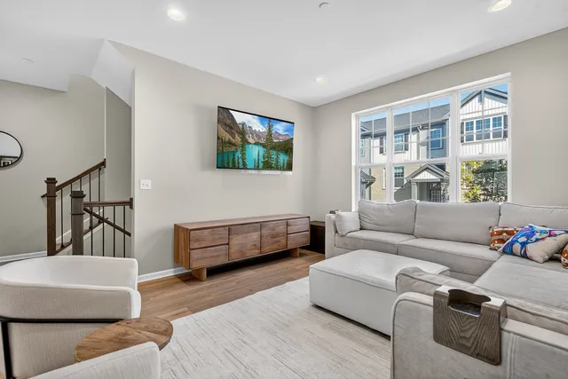 $479,000 | 30-w136 Wheeler Circle, Aurora, IL 60502