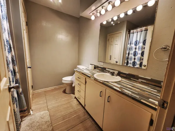 $370,900 | 172 Gemini Street, Larose, LA 70373