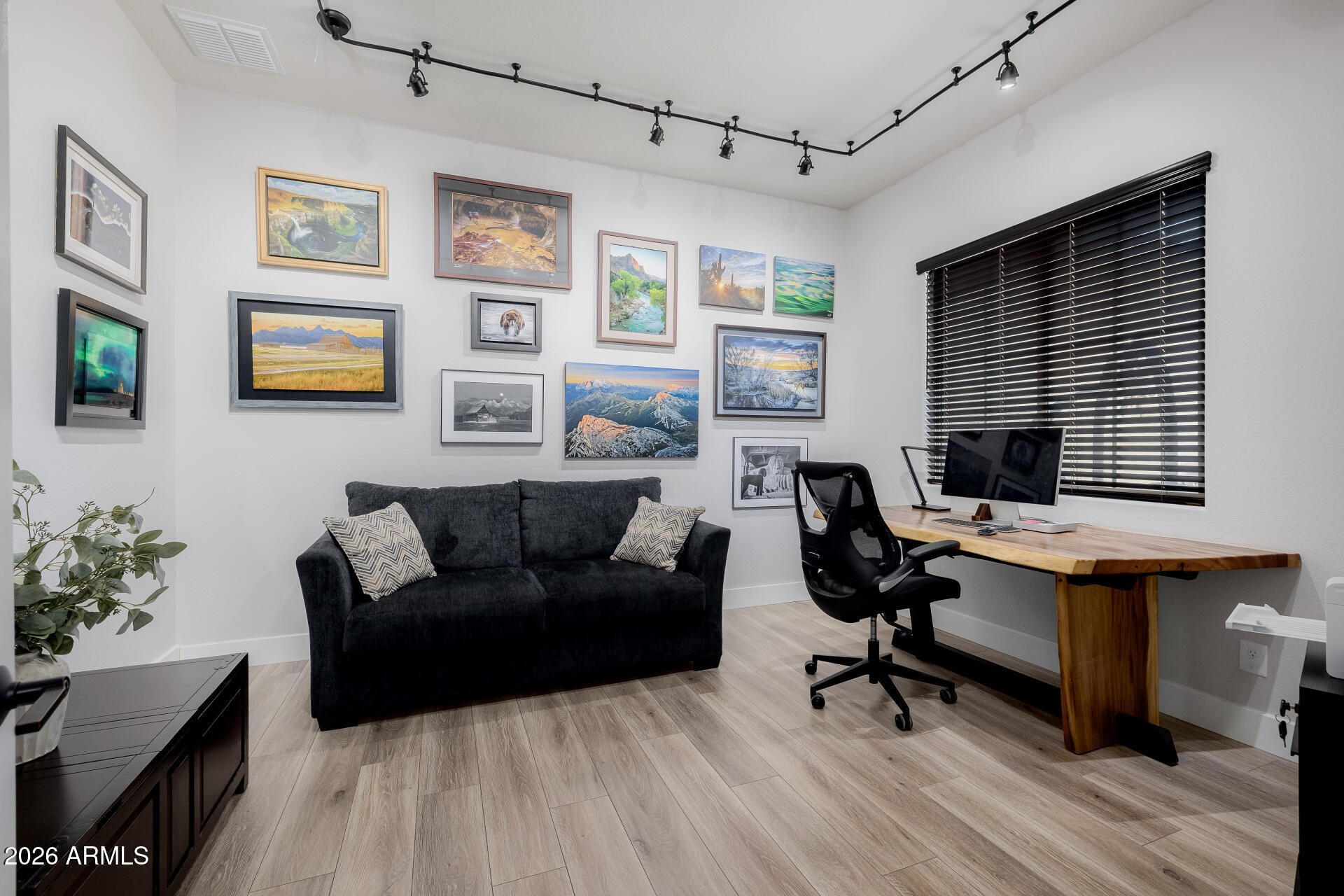 26841 West Marco Polo Road Buckeye, AZ 85396 - Photo 10 of 54 44-Marco Polo