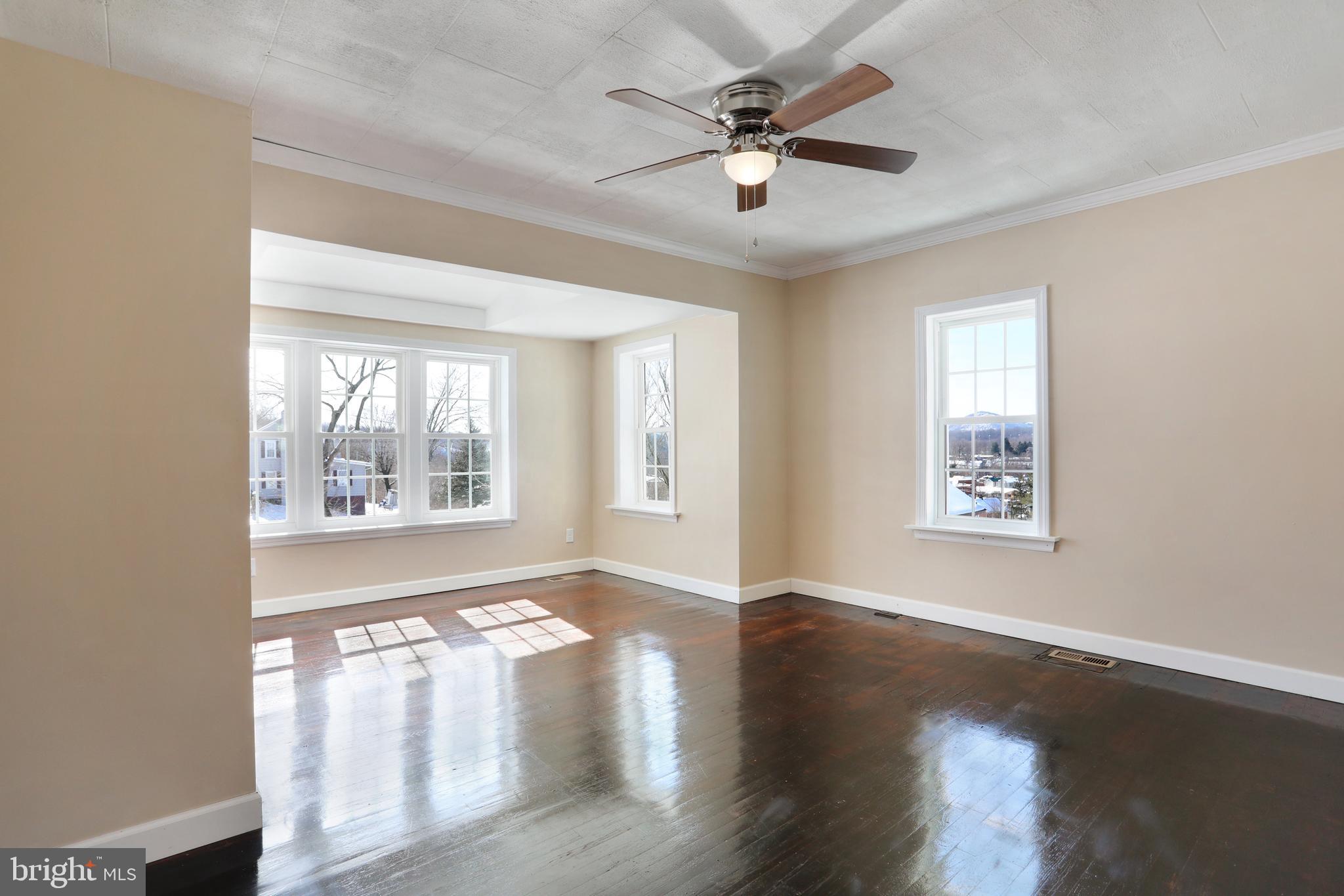 4 Hillside Road Hancock, MD 21750 - Photo 6 of 29 Gallery Image 6