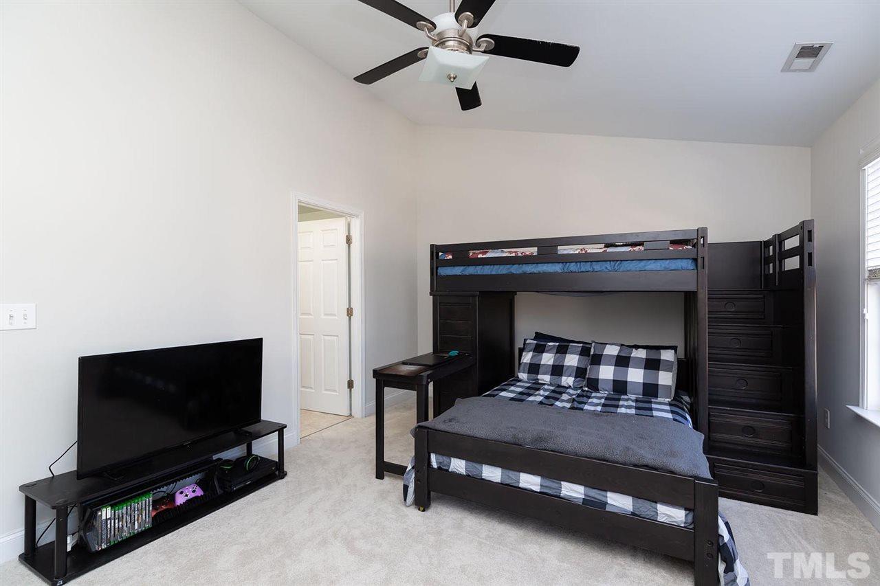 3034 Settle In Lane Raleigh, NC 27614 - Photo 17 of 29 Gallery Image 17