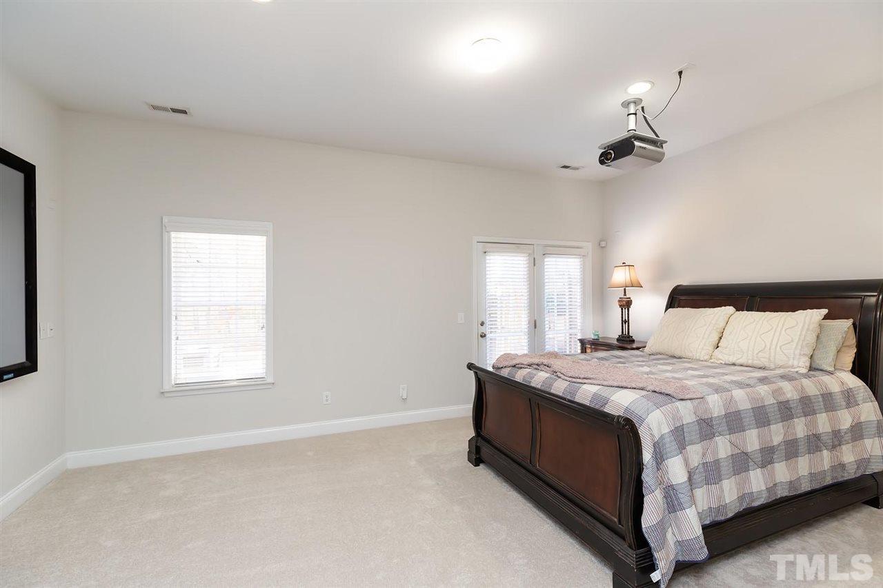 3034 Settle In Lane Raleigh, NC 27614 - Photo 20 of 29 Gallery Image 20