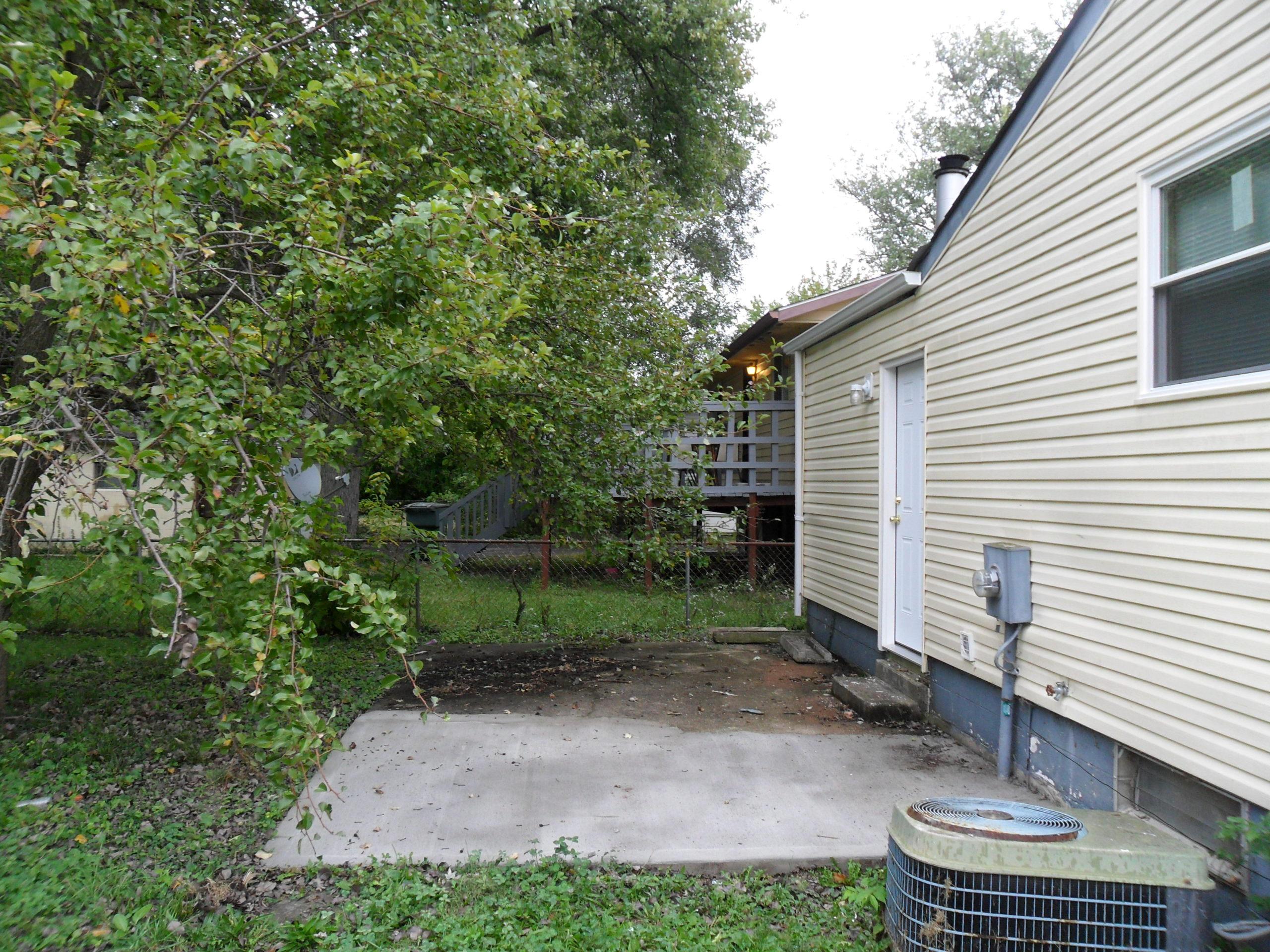 3310 Meridian Road Columbus, OH 43232 - Photo 10 of 11 Gallery Image 10