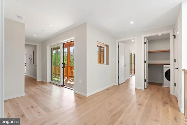 $2,500,000 | 21 Overbeck Alley Northeast, Washington, DC 20002