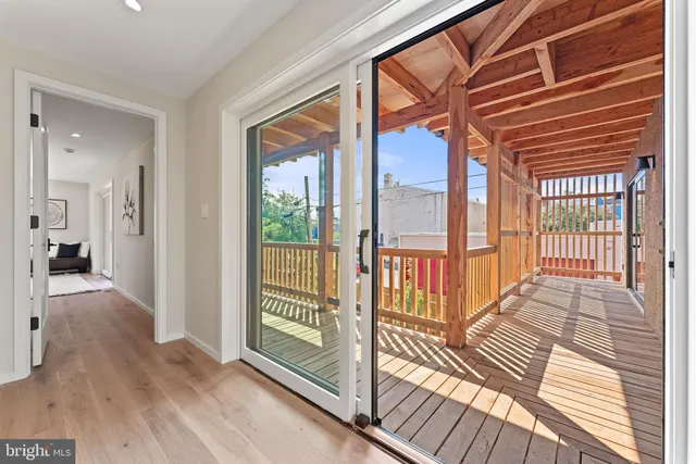 $2,500,000 | 21 Overbeck Alley Northeast, Washington, DC 20002