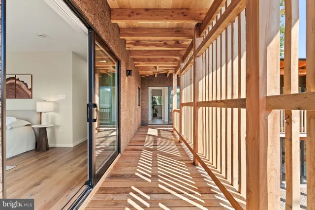 $2,500,000 | 21 Overbeck Alley Northeast, Washington, DC 20002