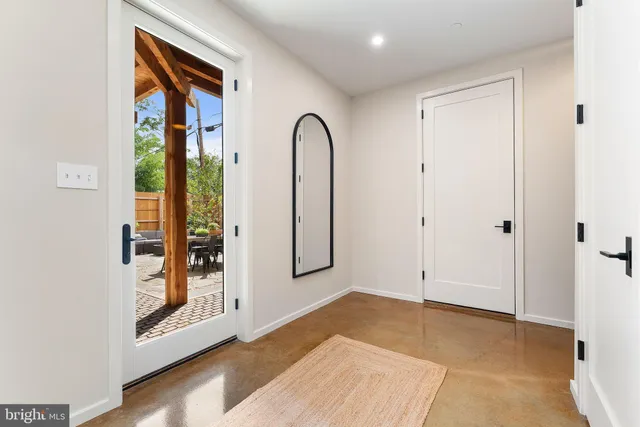 $2,500,000 | 21 Overbeck Alley Northeast, Washington, DC 20002