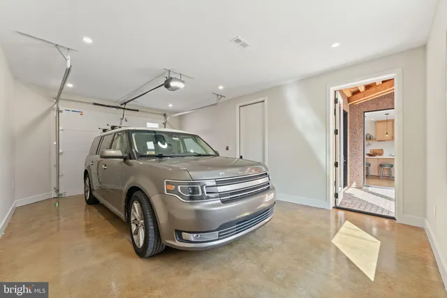 $2,500,000 | 21 Overbeck Alley Northeast, Washington, DC 20002