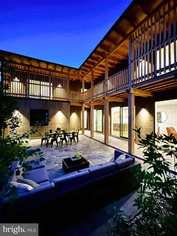 $2,500,000 | 21 Overbeck Alley Northeast, Washington, DC 20002