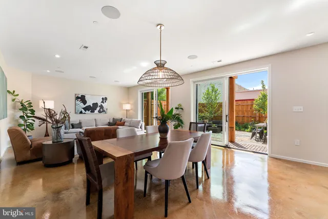 $2,500,000 | 21 Overbeck Alley Northeast, Washington, DC 20002