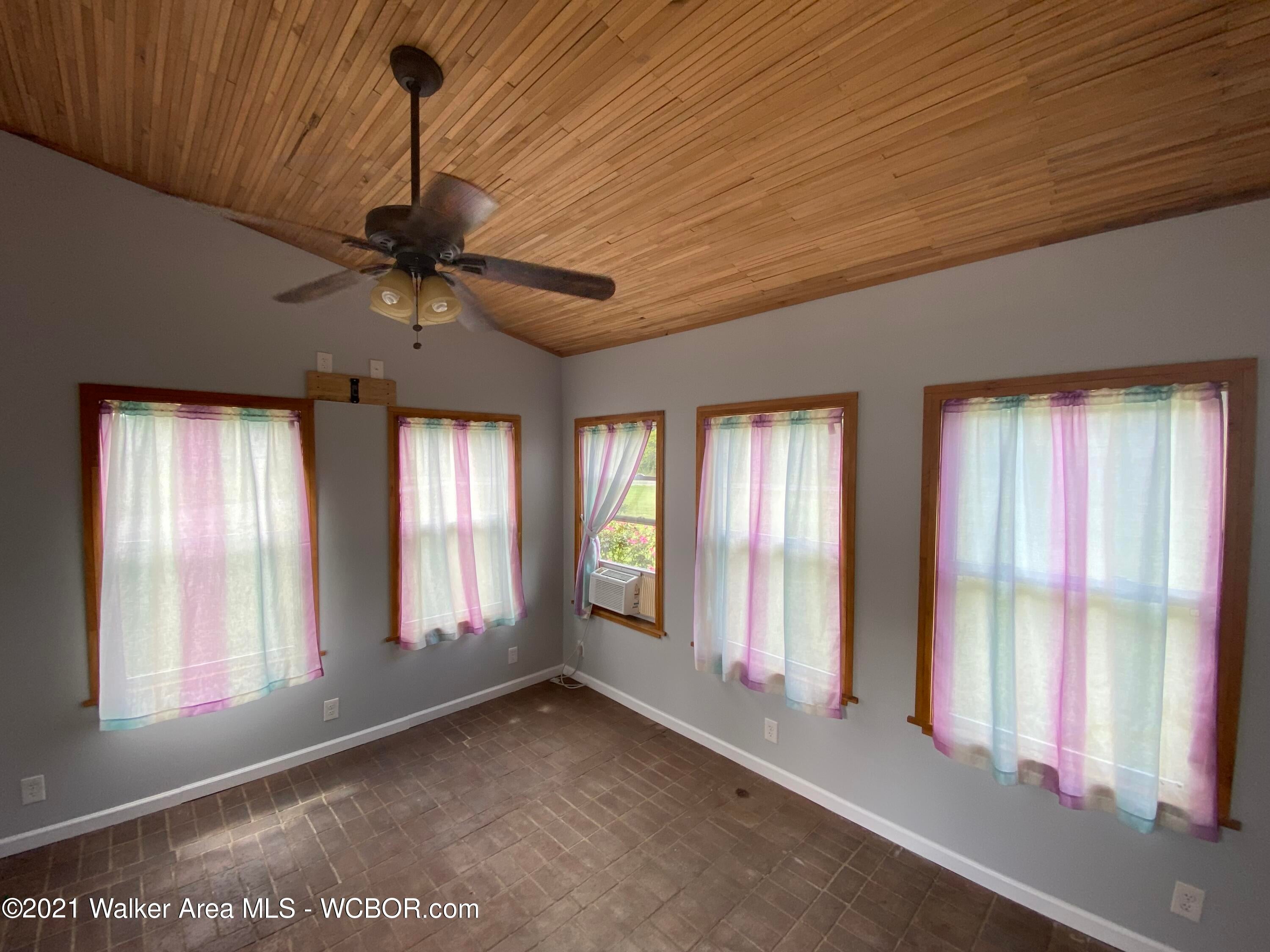 1238 Fall City Road Jasper, AL 35503 - Photo 7 of 20 Gallery Image 7