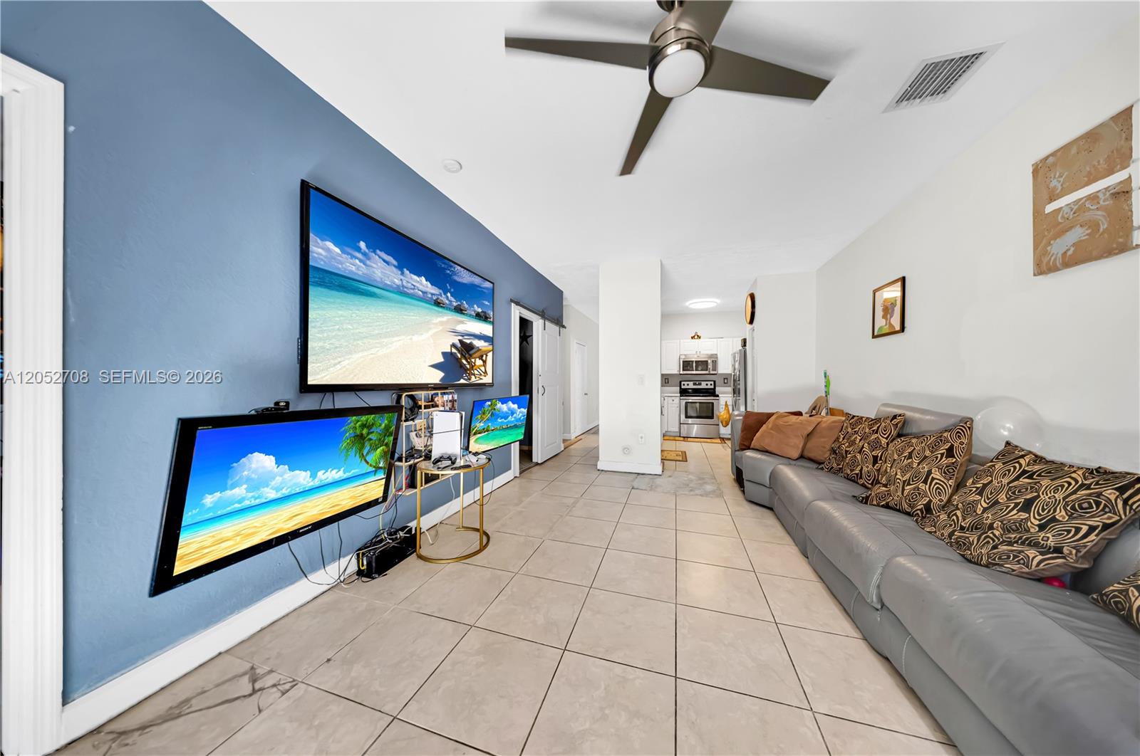 23715 Southwest 114th Place Homestead, FL 33032 - Photo 10 of 18