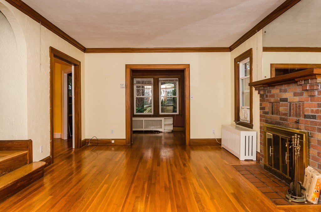 18 Lodge Road Belmont, MA 02478 - Photo 3 of 13 Gallery Image 3
