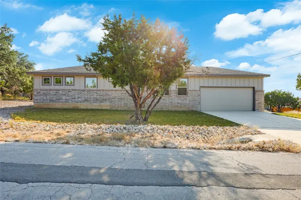 $469,900 | 2605 Truman Drive, Lago Vista, TX 78645