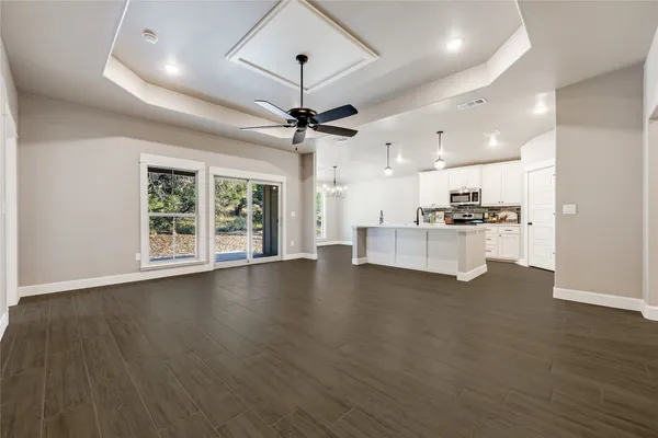 $469,900 | 2605 Truman Drive, Lago Vista, TX 78645