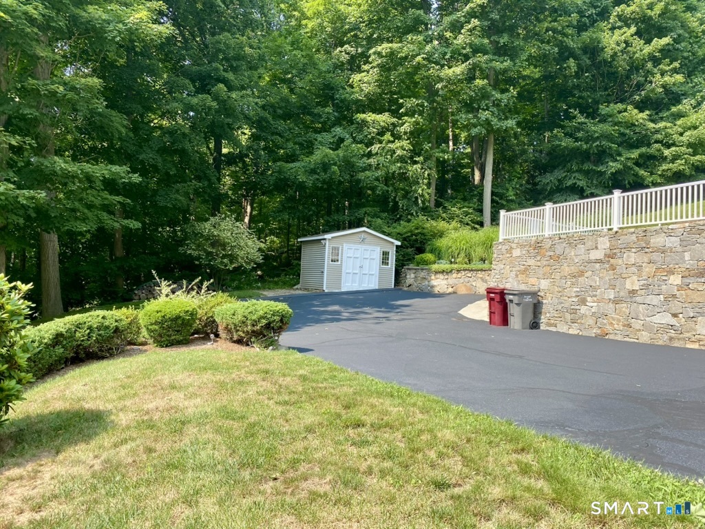 327 Jones Road Naugatuck, CT 06770 - Photo 22 of 26