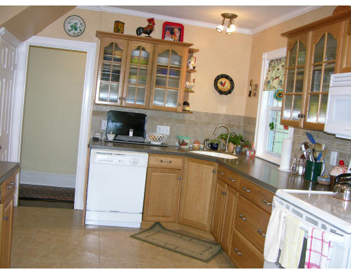 115 Coolidge Road Worcester, MA 01602 - Photo 8 of 18 Gallery Image 8