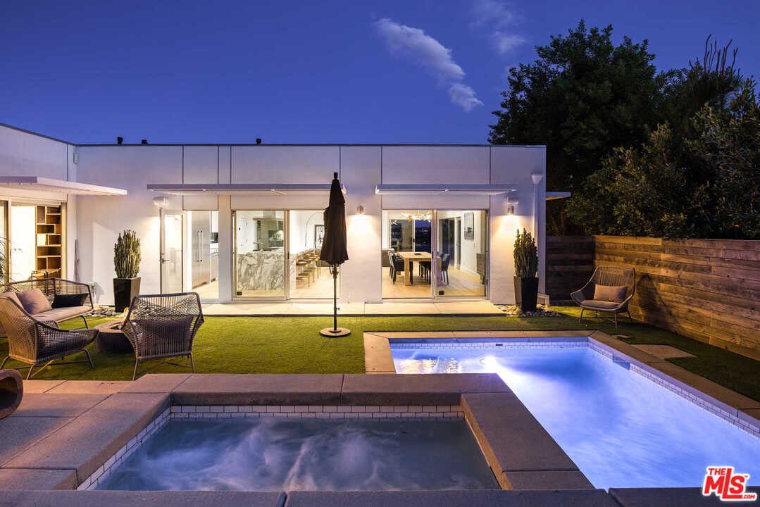 1239 Las Pulgas Road Pacific Palisades, CA 90272 - Photo 4 of 54