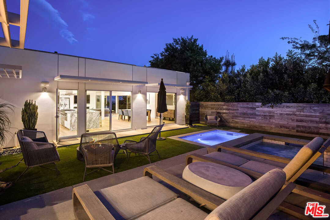 1239 Las Pulgas Road Pacific Palisades, CA 90272 - Photo 51 of 54