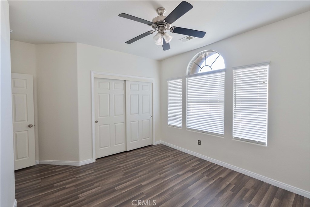 207 Riesling Vines Street Bakersfield, CA 93314 - Photo 24 of 34